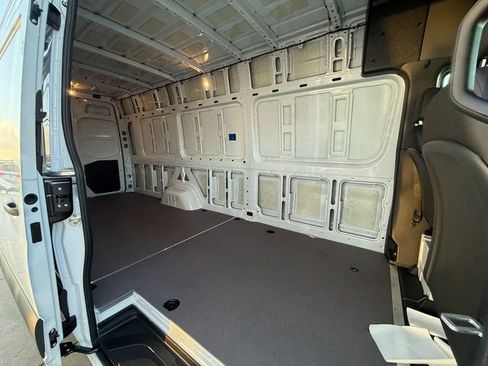 New 2025 Mercedes-Benz Sprinter 2500 image 23