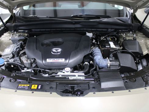 Used 2023 MAZDA CX-50 Meridian Edition w/ Apex Package AWD/4WD image 10