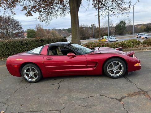 Used 2004 Chevrolet Corvette Coupe w/ Roof Package image 8