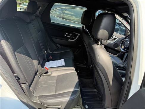 Used 2019 Land Rover Discovery Sport HSE AWD/4WD image 29