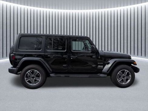 Certified 2023 Jeep Wrangler Unlimited Sahara w/ Cold Weather Group AWD/4WD image 5