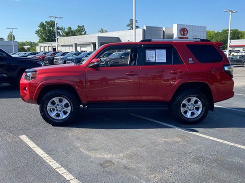 Used 2023 Toyota 4Runner SR5 Premium AWD/4WD image 4