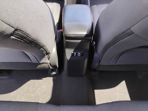 Used 2025 Nissan Kicks SV w/ SV Premium Package FWD image 74
