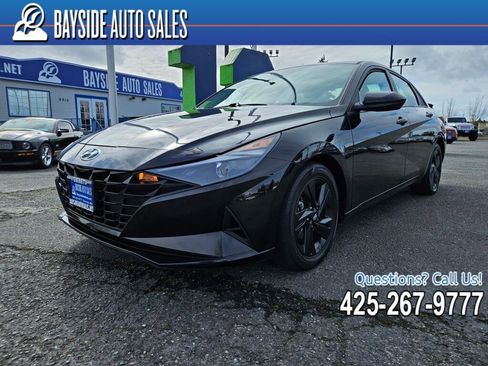 Used 2021 Hyundai Elantra SEL image 1