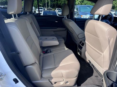 Used 2016 Honda Pilot Touring image 29