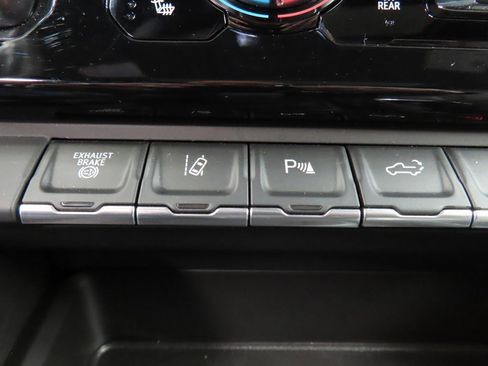 Used 2024 GMC Sierra 2500 Denali image 68