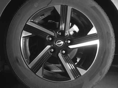 Used 2025 Nissan Sentra SV image 14