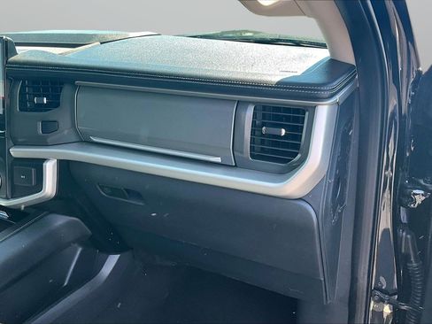 Used 2024 Ford Expedition XLT RWD image 22