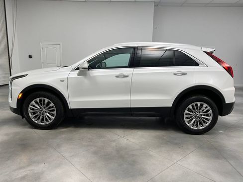 Used 2024 Cadillac XT4 Premium Luxury image 4