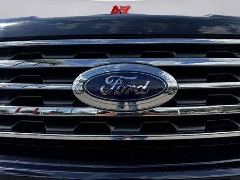 Used 2021 Ford Expedition XLT RWD image 13