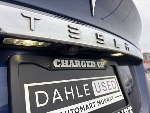 Used 2018 Tesla Model X 75D image 6