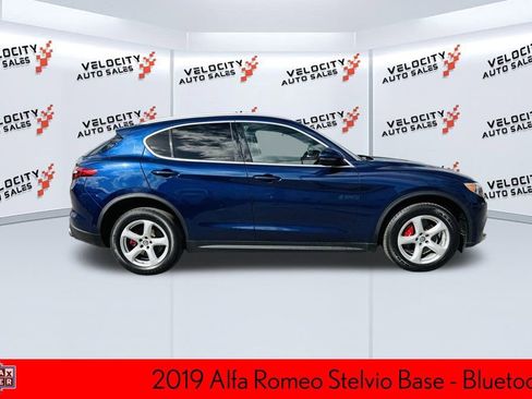 Used 2019 Alfa Romeo Stelvio AWD image 2