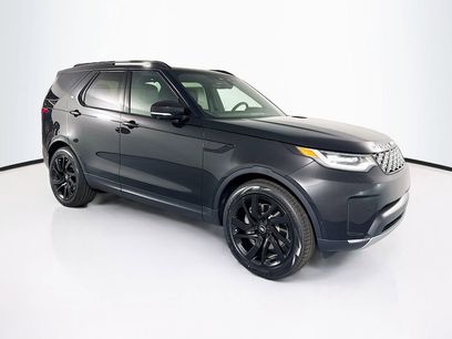 New 2025 Land Rover Discovery S