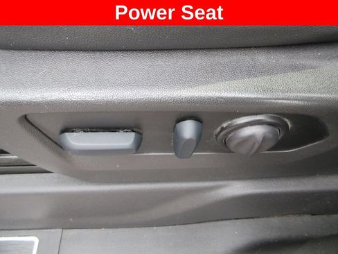 Used 2022 GMC Sierra 2500 AT4 w/ AT4 Preferred Package AWD/4WD image 31