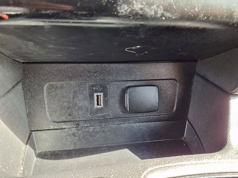 Used 2019 Ford Escape SEL FWD image 8