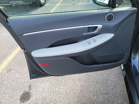 Used 2025 Hyundai Sonata SEL FWD image 10