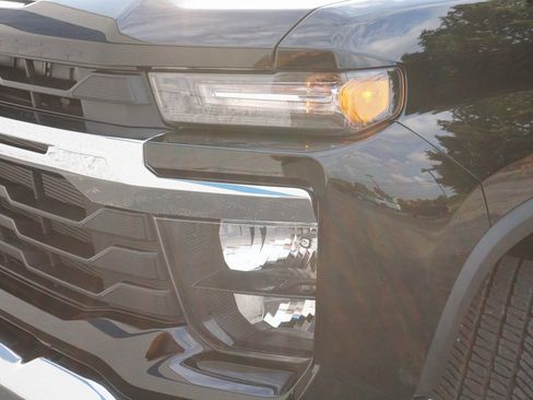 New 2025 Chevrolet Silverado 2500 LT w/ Safety Package image 30