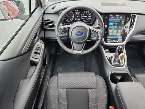 Used 2025 Subaru Outback Premium image 11