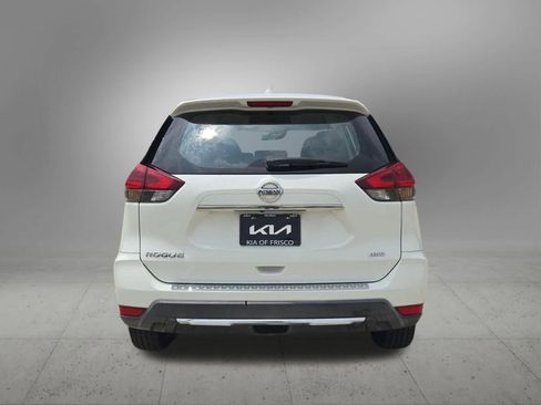 Used 2019 Nissan Rogue S AWD/4WD image 5