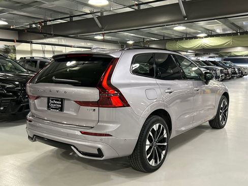 Used 2026 Volvo XC60 B5 Plus w/ Protection Package Premier AWD/4WD image 2