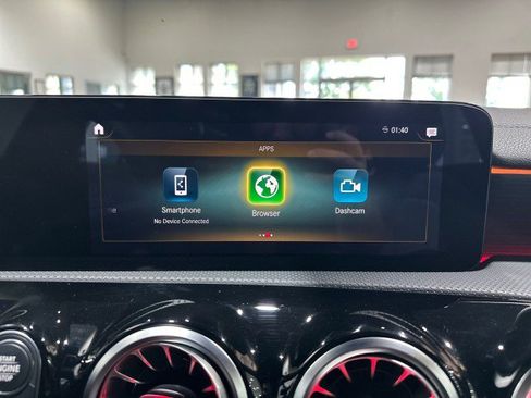 Used 2021 Mercedes-Benz CLA 250 4MATIC image 64