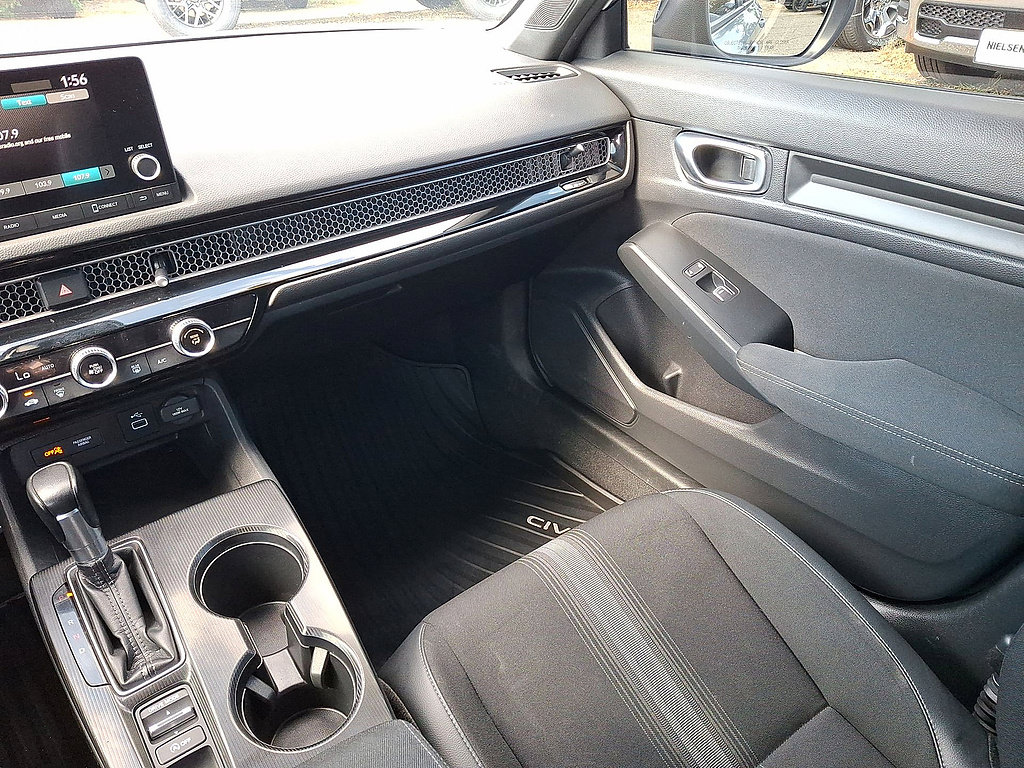Used 2022 Honda Civic Sport image 11