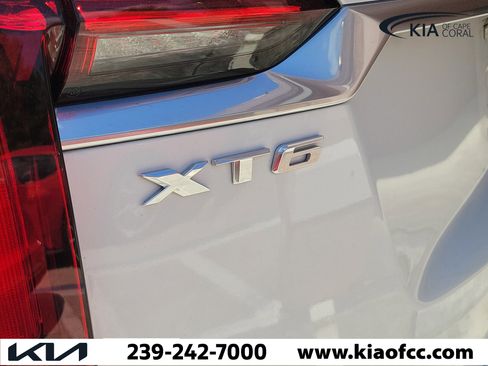 Used 2021 Cadillac XT6 Premium Luxury AWD/4WD image 12