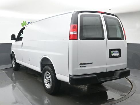 New 2026 Chevrolet Express 2500 w/ Driver Convenience Package image 19