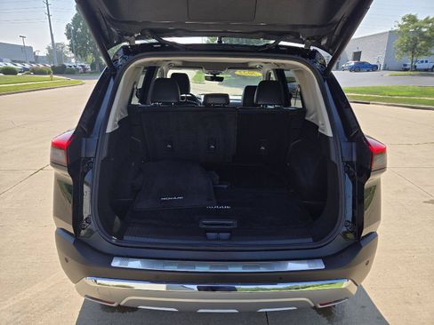 Used 2023 Nissan Rogue Platinum w/ Platinum Premium Package AWD/4WD image 9