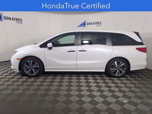 Certified 2023 Honda Odyssey Touring image 2