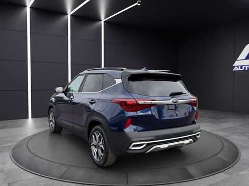 Used 2021 Kia Seltos EX AWD/4WD image 4