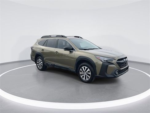 Certified 2025 Subaru Outback Premium w/ Popular Package #1A image 2