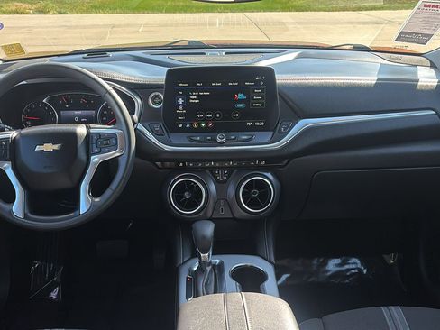 Used 2023 Chevrolet Blazer LT image 12