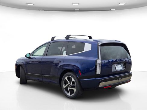 New 2026 Hyundai Ioniq 9 Calligraphy image 5