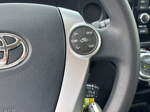 Used 2016 Toyota Prius C Persona Series image 13