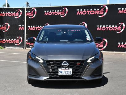 Used 2024 Nissan Altima 2.5 SR