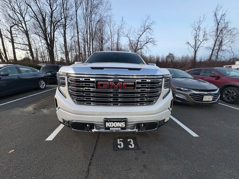 Used 2024 GMC Sierra 1500 Denali w/ Denali Reserve Package image 5