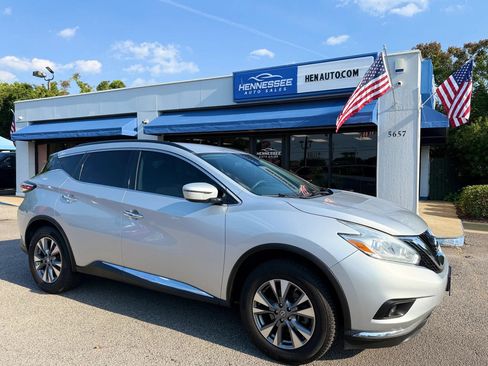 Used 2017 Nissan Murano SV FWD image 10