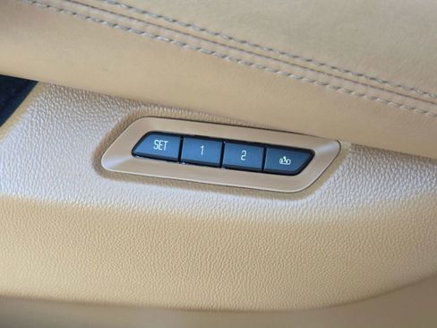 Used 2016 Cadillac Escalade ESV Platinum image 24