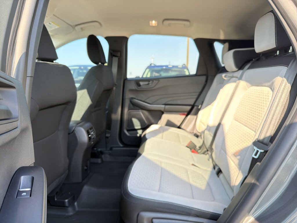 Used 2025 Ford Escape Active w/ Tech Pack #1 FWD image 13