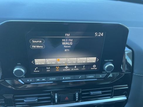 New 2025 Nissan Pathfinder SV image 15