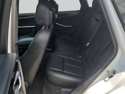 Used 2024 Porsche Macan Turbo AWD/4WD image 27