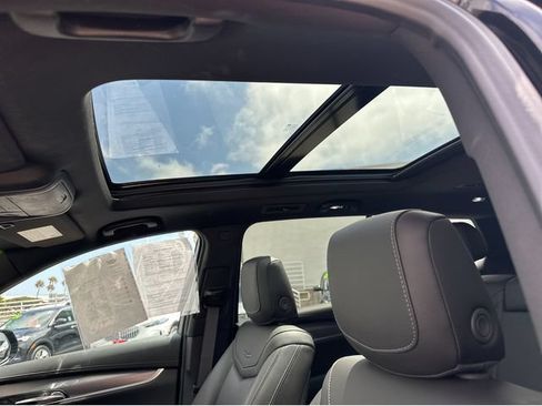 Certified 2024 Cadillac XT6 Luxury AWD/4WD image 20