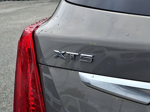 Used 2019 Cadillac XT5 Luxury AWD/4WD image 24