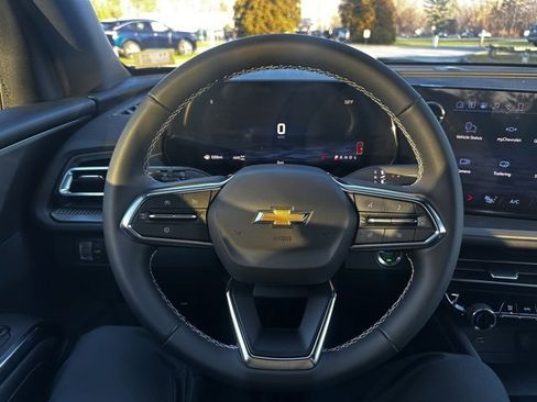 New 2026 Chevrolet Traverse LT image 25