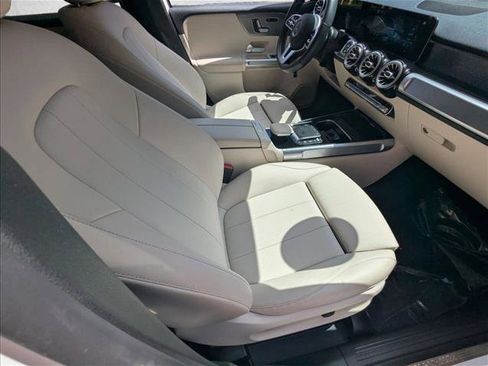Certified 2021 Mercedes-Benz GLB 250 image 20