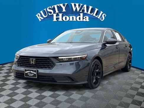 Used 2023 Honda Accord LX image 4