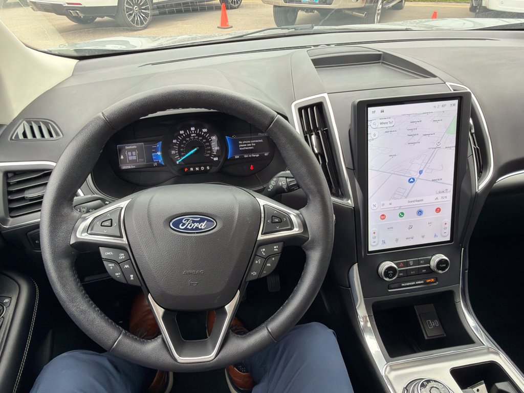 Used 2023 Ford Edge Titanium w/ Equipment Group 301A AWD/4WD image 12