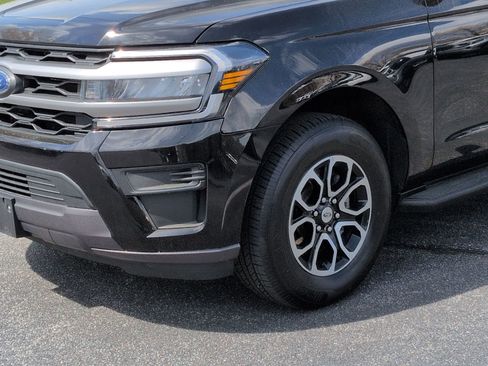 Used 2024 Ford Expedition Max XLT RWD image 6