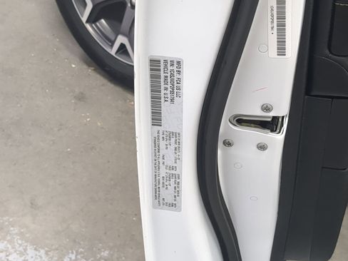 Used 2023 Jeep Wagoneer Series III w/ Preferred Equipment Group image 26